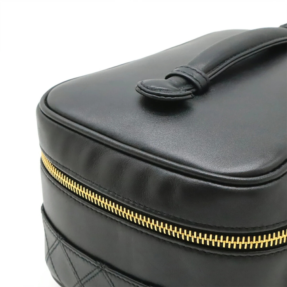 CHANEL Black Leather Pouch - Picture 8 of 10
